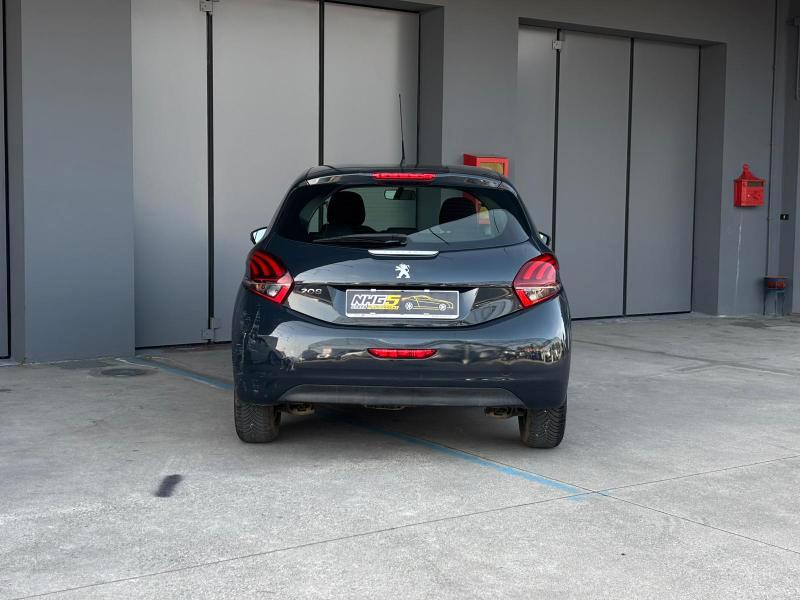 Peugeot 208 5 Porte 208 5p 1.6 bluehdi Style 75cv