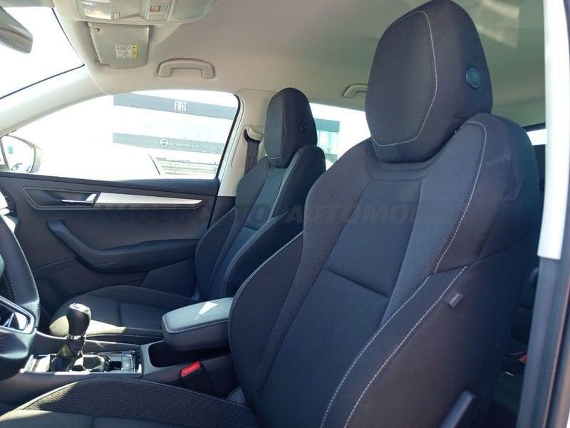 Skoda Karoq 2022 1.0 tsi Executive 115cv