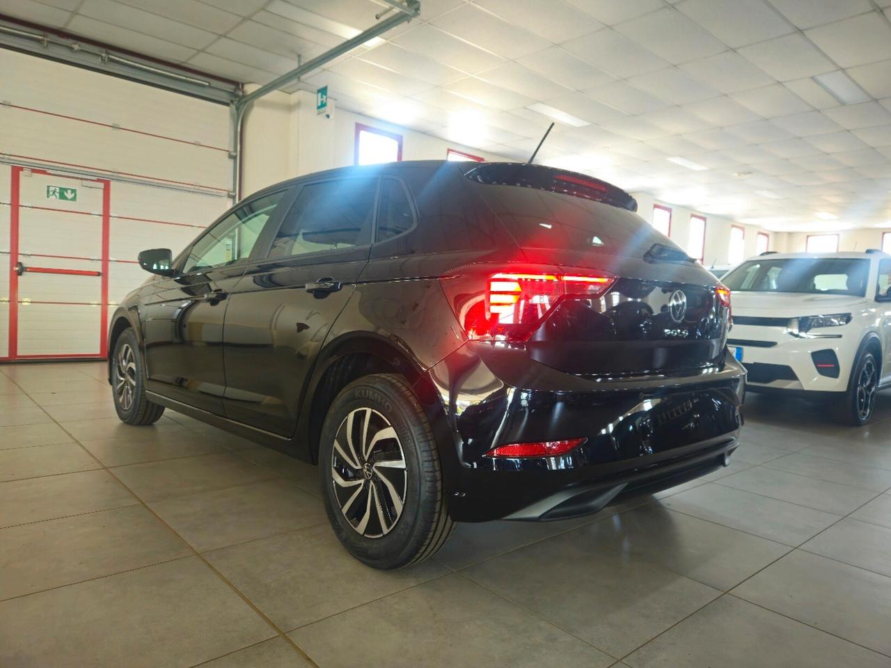 Volkswagen Polo Young 1.0 80CV