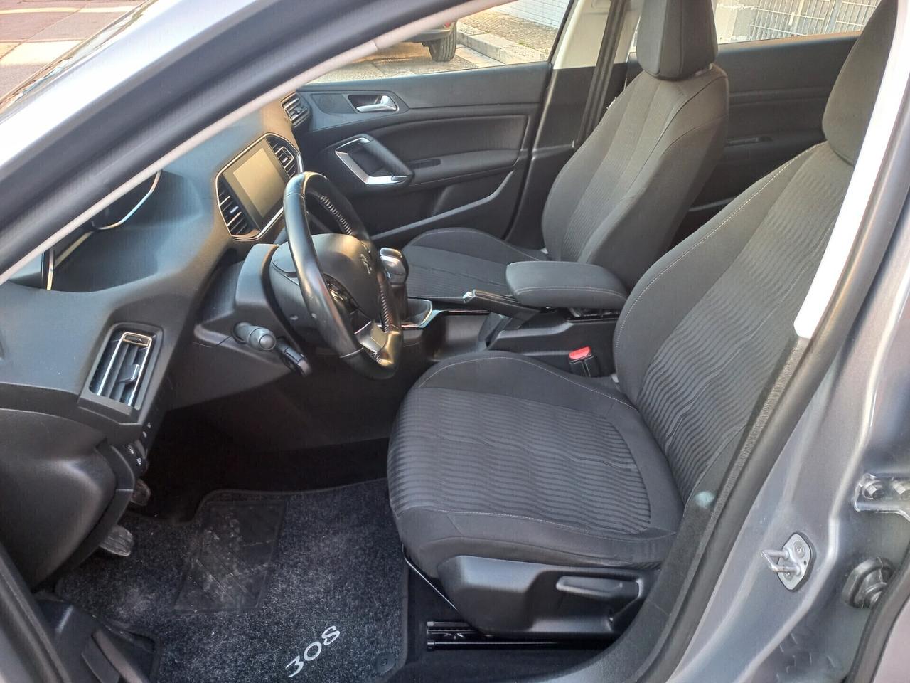 Peugeot 308 BlueHDi 100 S&S SW Business