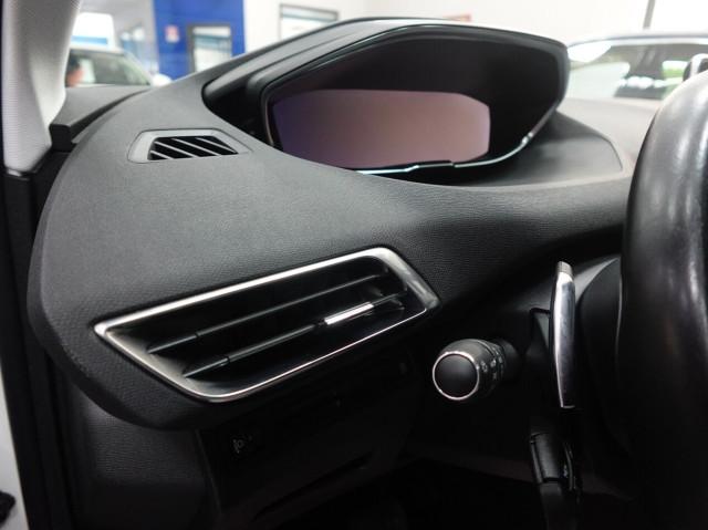 Peugeot 5008 1.5 BlueHDI 130 CV EAT8 ALLURE 7 POSTI