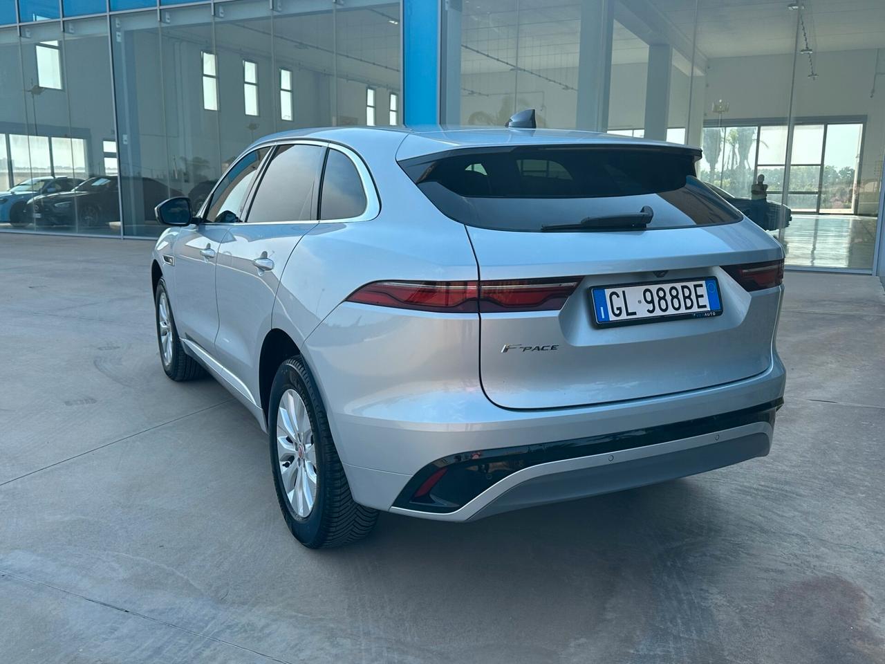 Jaguar F-Pace R-Dynamic S awd offerta T-Stock prezzo imperdibile