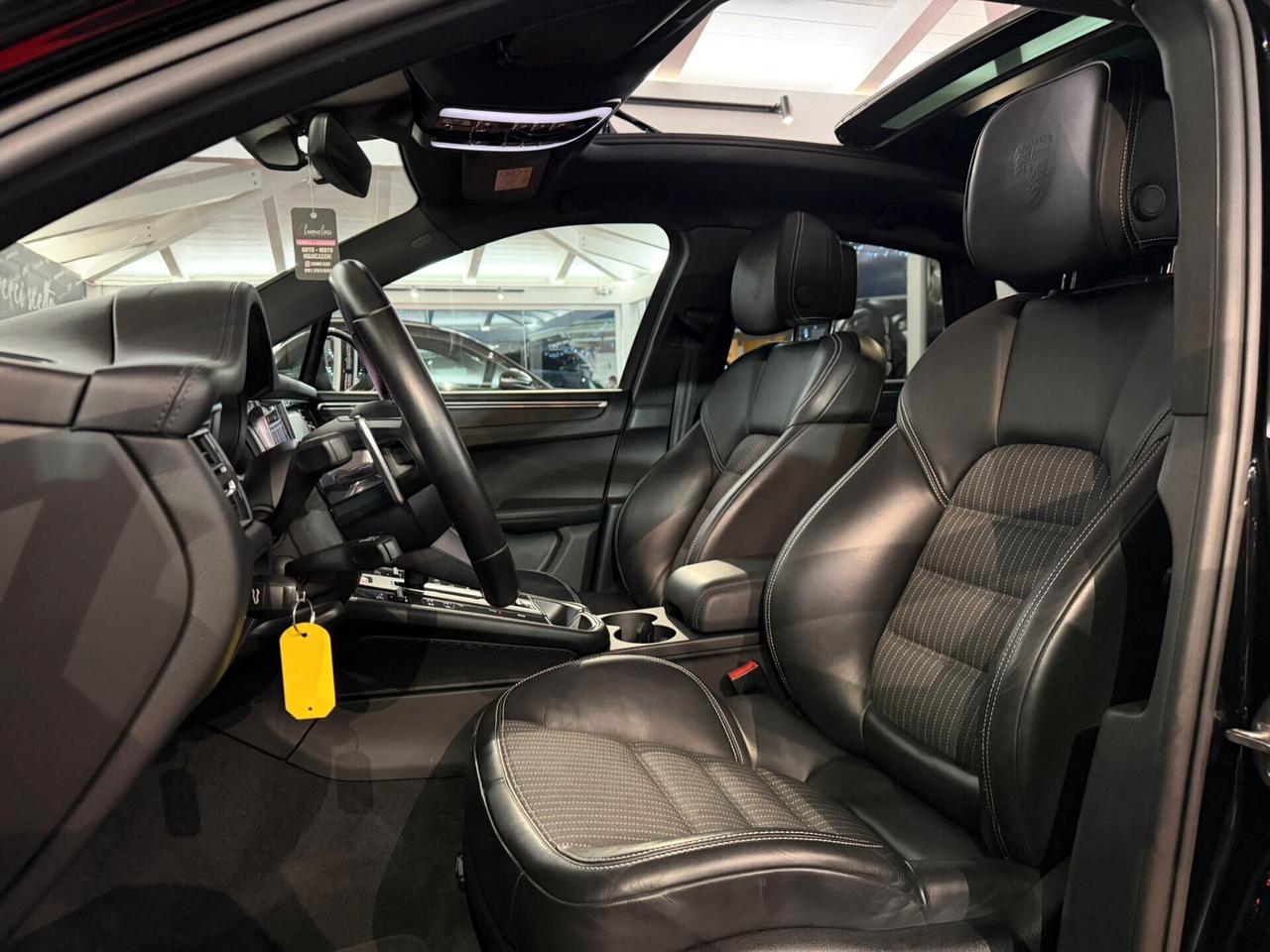 Porsche Macan 2.0 T TETTO