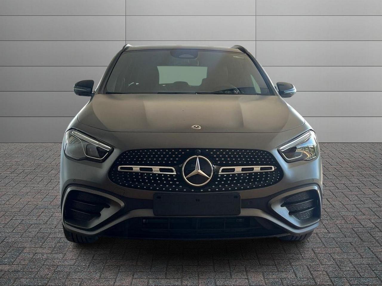 Mercedes-Benz GLA 200 d automatic