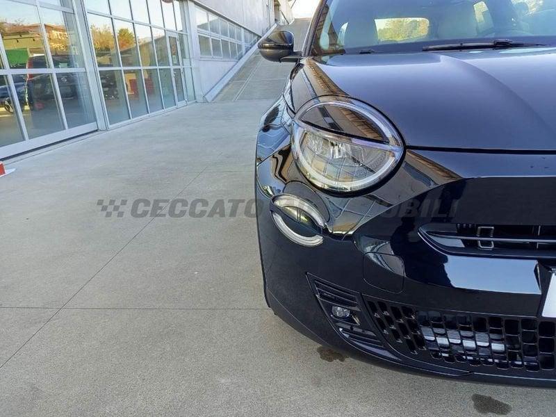 FIAT 600 600 600 1.2 Hybrid 136cv