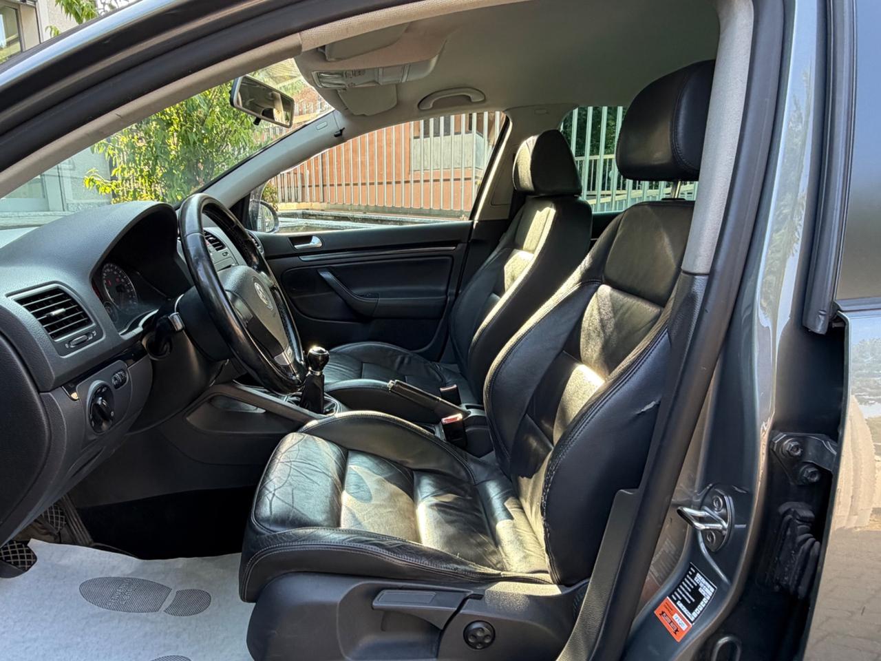Volkswagen Golf 2.0 TDI DPF 5p. GT Sport
