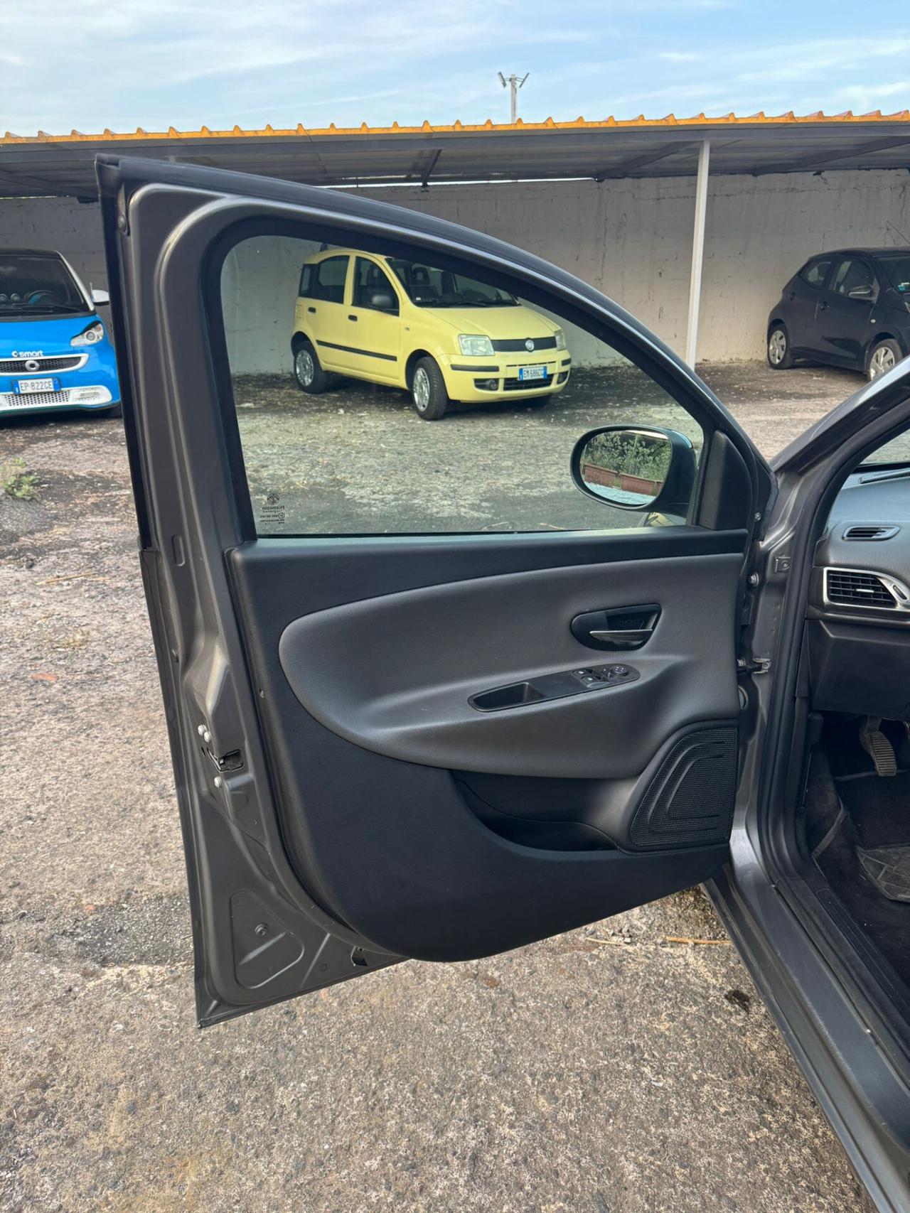 Lancia Ypsilon 1.3 MJT 16V 95 CV 5 porte S&S Platinum