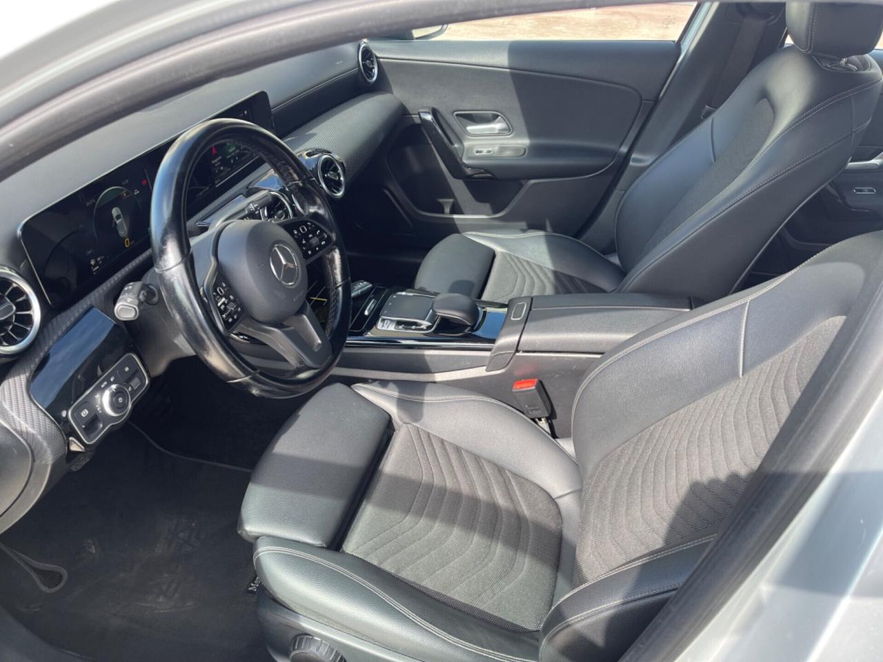 Mercedes-benz A 180 A 180 d Automatic Business Extra