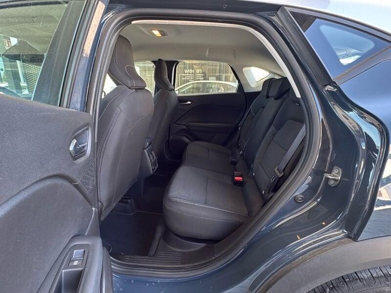 Renault Captur Captur 1.6 E-Tech full hybrid Evolution 145cv auto