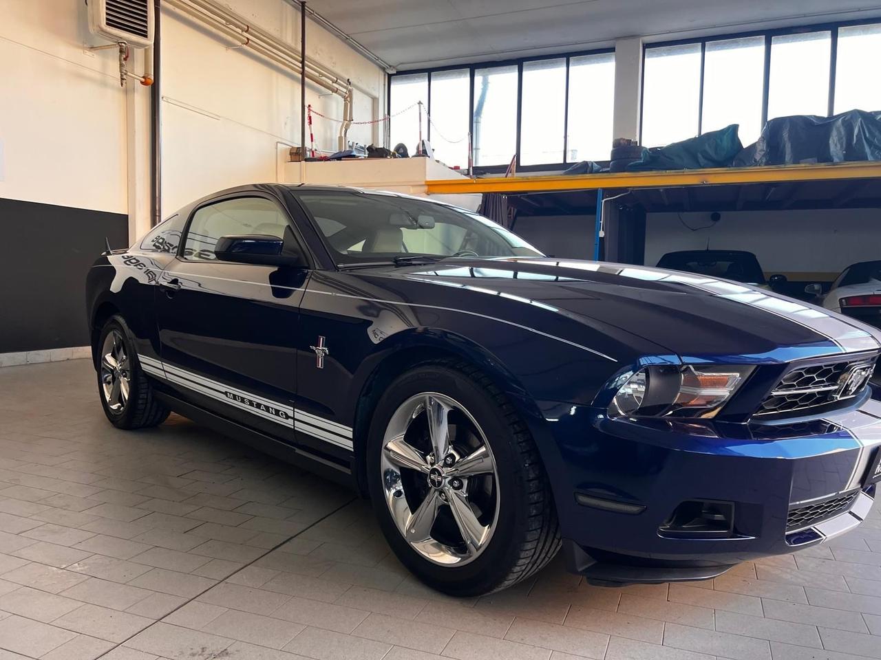 Ford Mustang 4.0 v6 first paint
