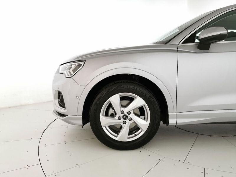 Audi Q3 35 1.5 tfsi Business Advanced