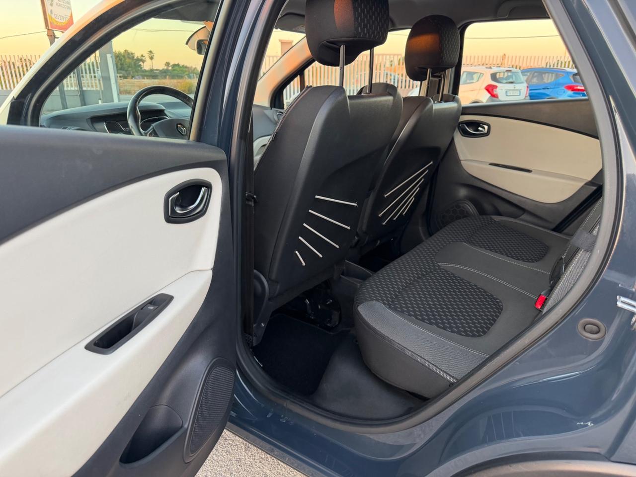 RENAULT CAPTUR 1.5 DCI 110 INTENS FULL LED MY17