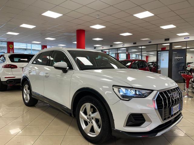 AUDI Q3 35 TDI S tronic Business Advanced