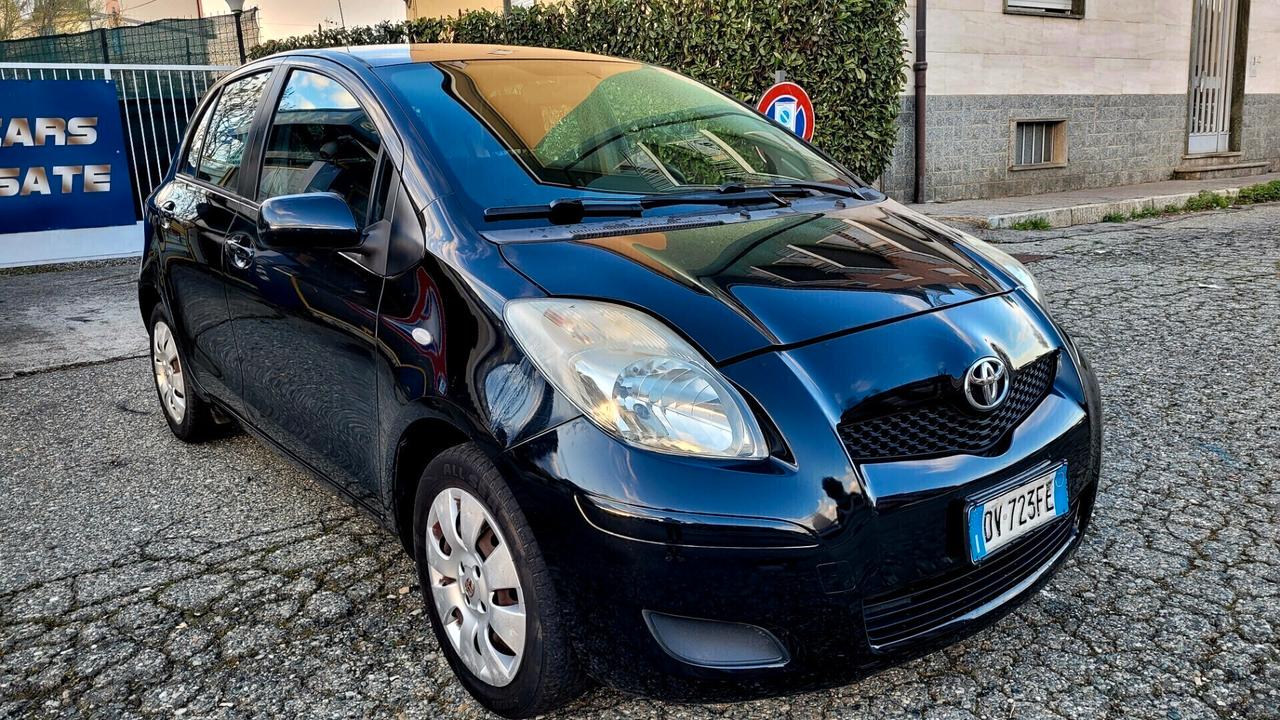 Toyota Yaris 1.0 5 porte Sol GPL