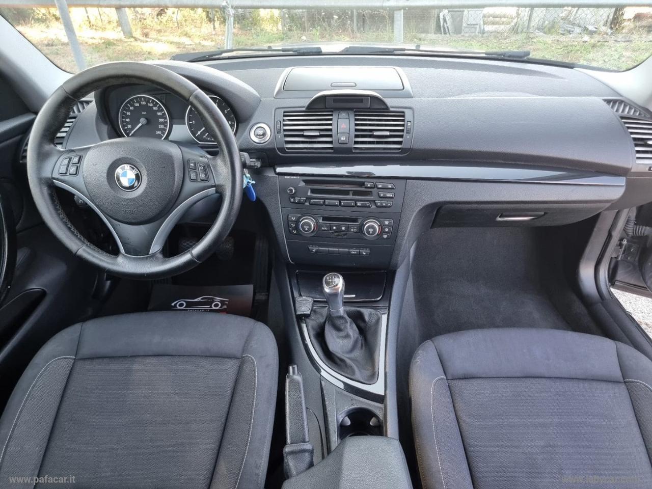 BMW 120i 3p. Futura