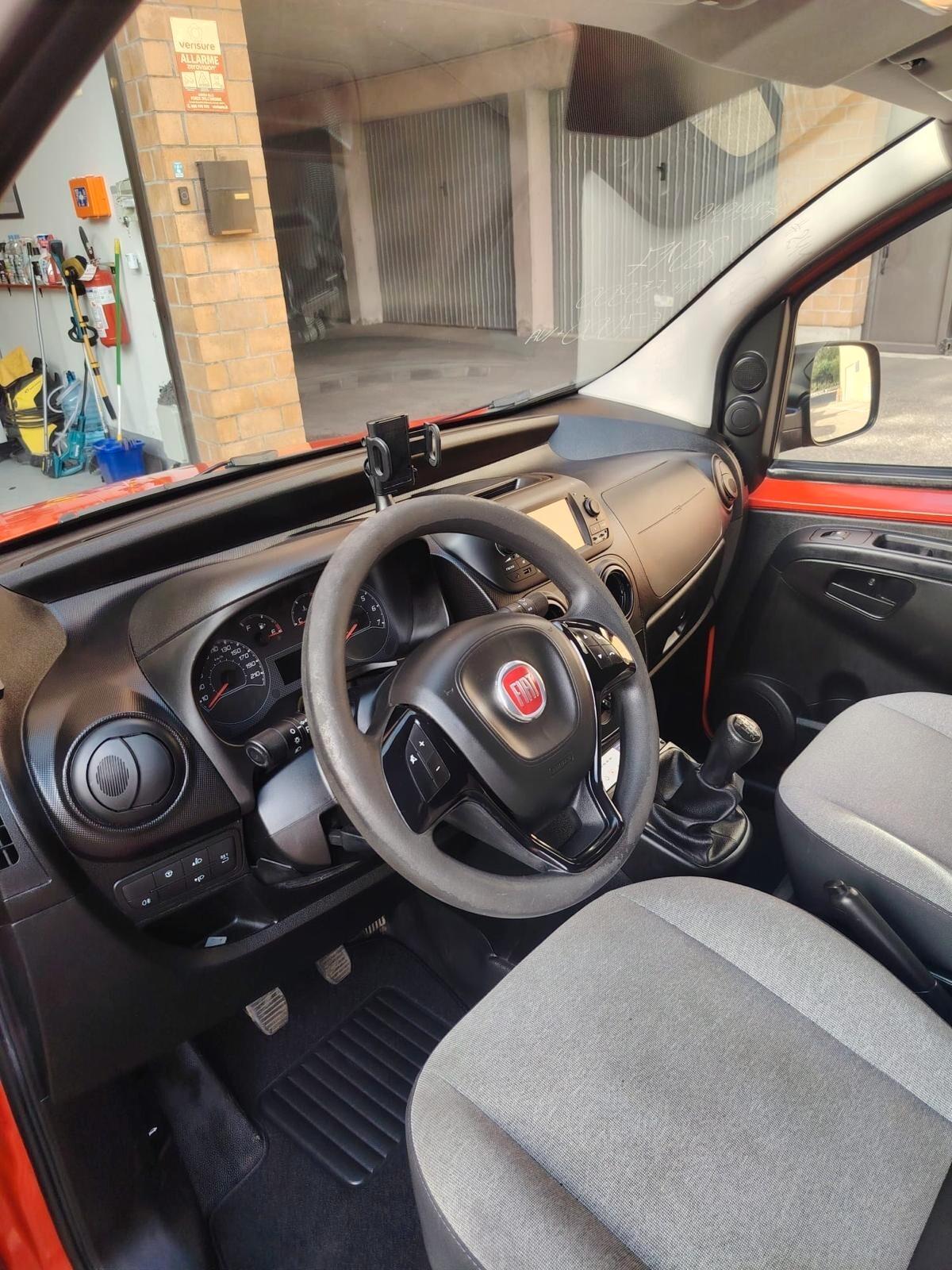 Fiat Fiorino 1.3 MJT 95CV Combinato Adventure M1