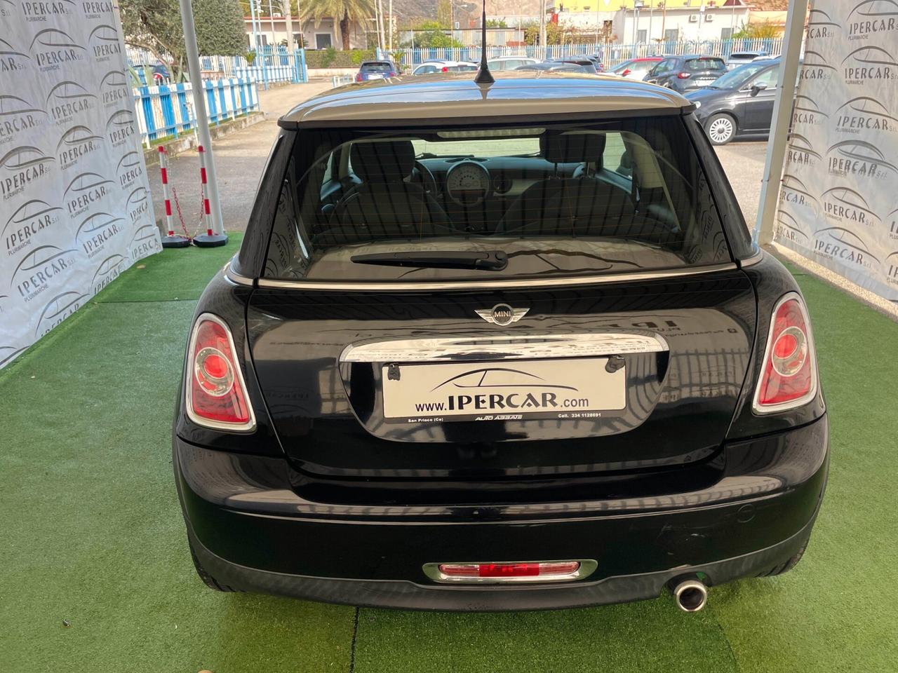 Mini Cooper D 1.6 diesel ( PER NEOPATENTATI )