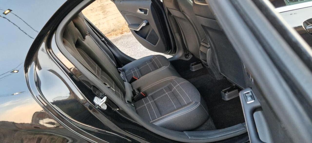 Mercedes A 200 Cdi 2.2Cc 136Cv Tetto Panora Apribile