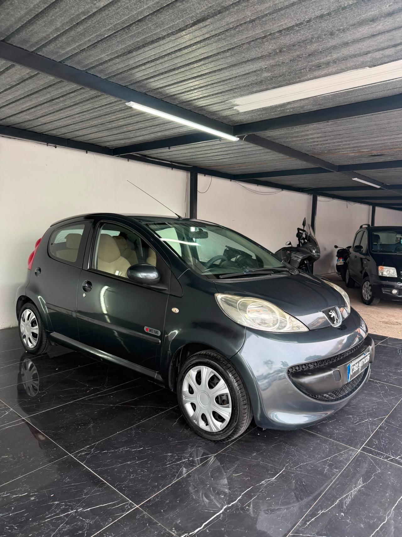 Peugeot 107 GPL 1.0 68CV 5p. Sweet Years