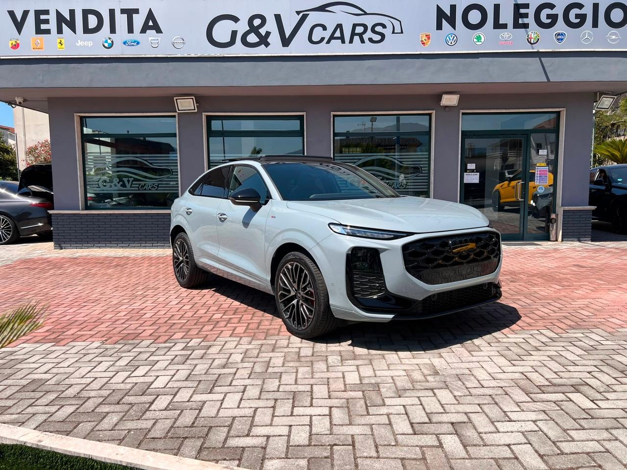 Audi Q3 ACCONTO € 23.765,00 NOLEGGIO CON RISCATTO NO SCORING