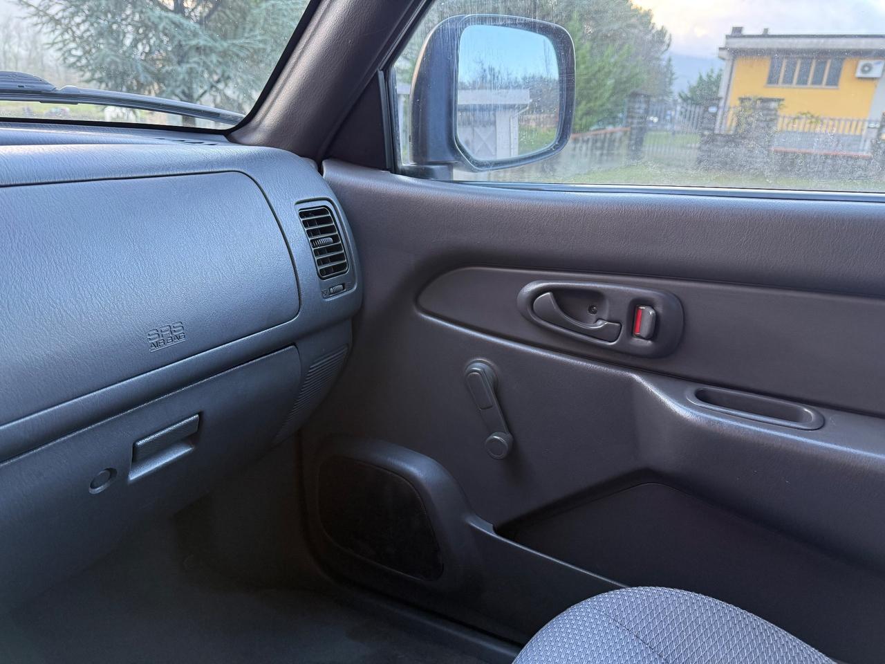 Mitsubishi L200 2.5 TDI 4WD Pick-up