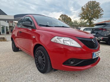 Lancia Ypsilon 1.2 69 CV 5 porte Elefantino