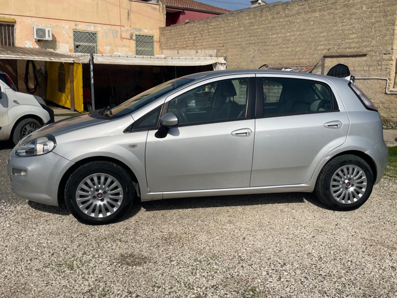 Fiat Punto 1.3 MJT II 75 CV 5 porte Street