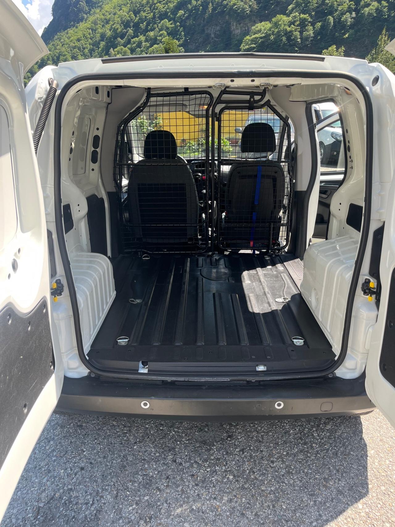Fiat Fiorino 1.3 MJT 80CV Cargo