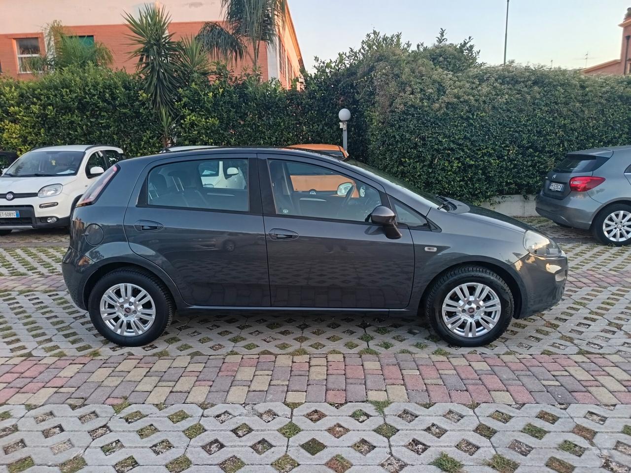 Fiat Punto 1.2 8V 5 porte Lounge con Block Shaft