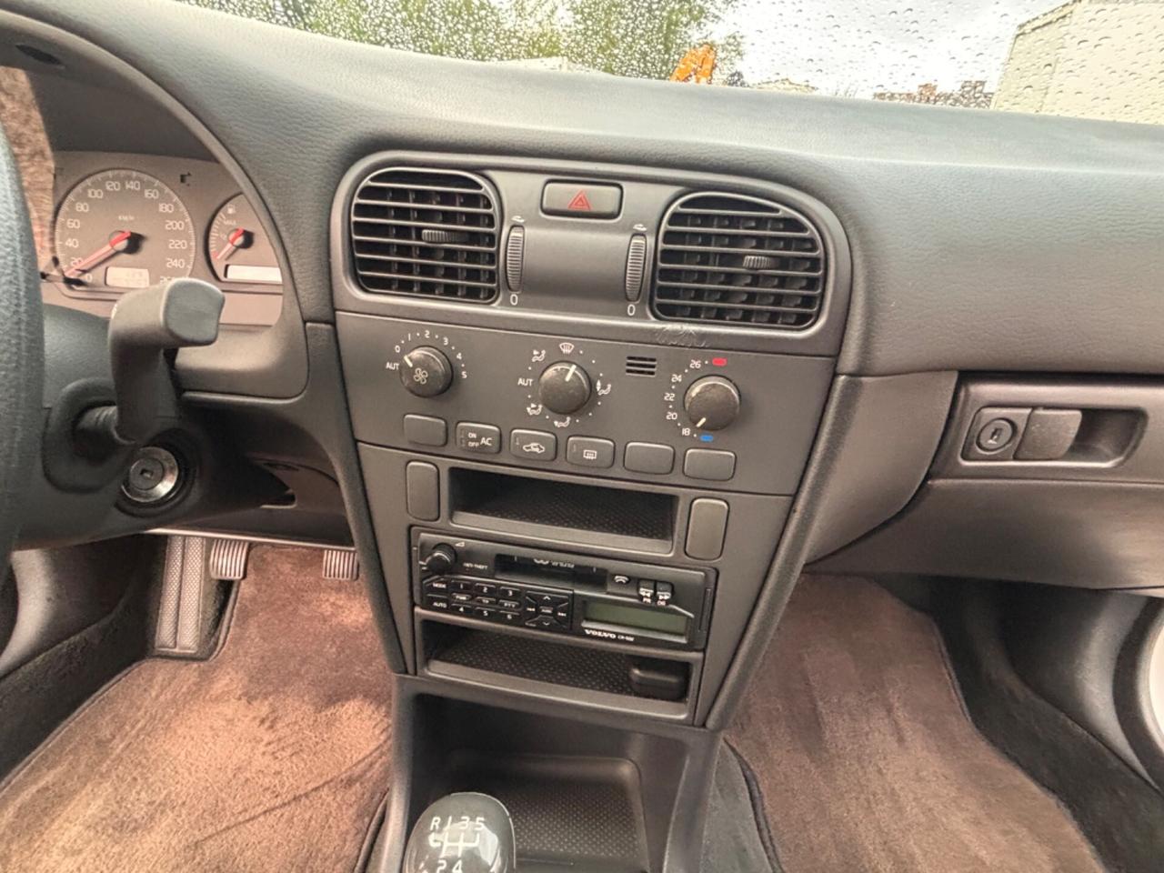 Volvo V40 S40 1.8 16V cat