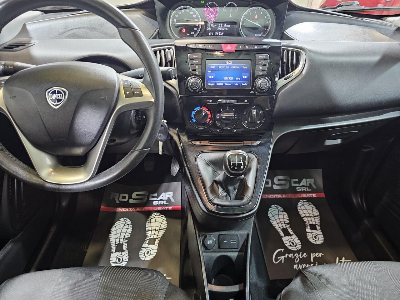 Lancia Ypsilon 1.2 69 CV Gold (29.000km)