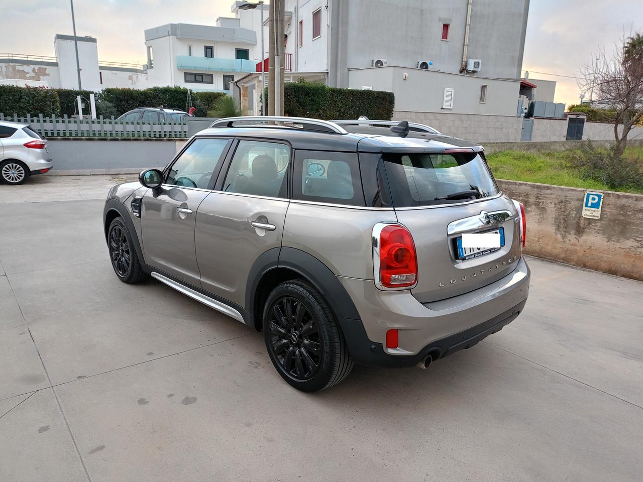 MINI COUNTRYMAN COOPER D 2000 DIESEL