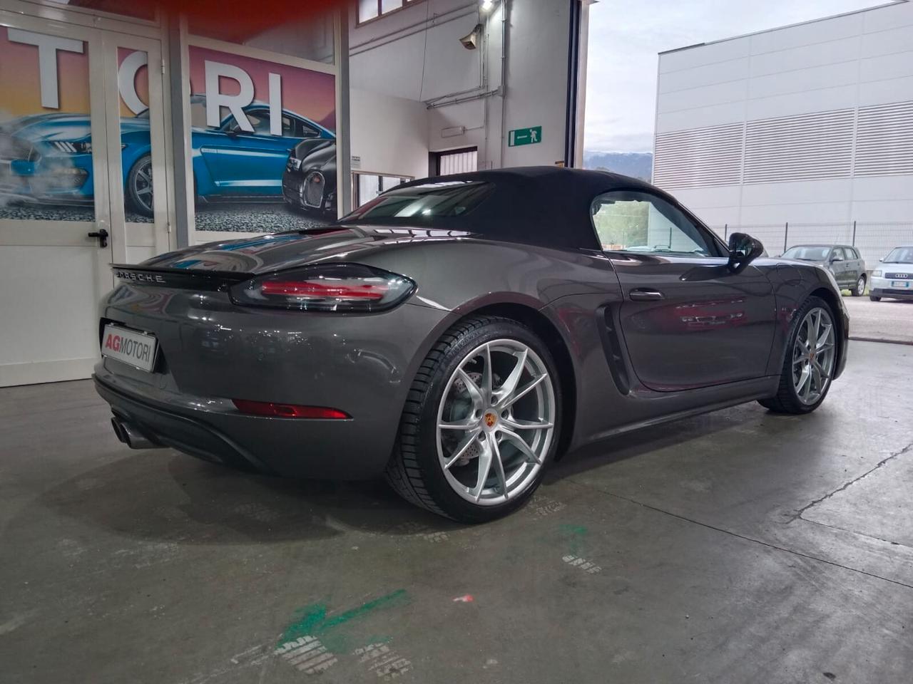 Porsche 718 Boxster spyder 2.0 300cv - cambio manuale