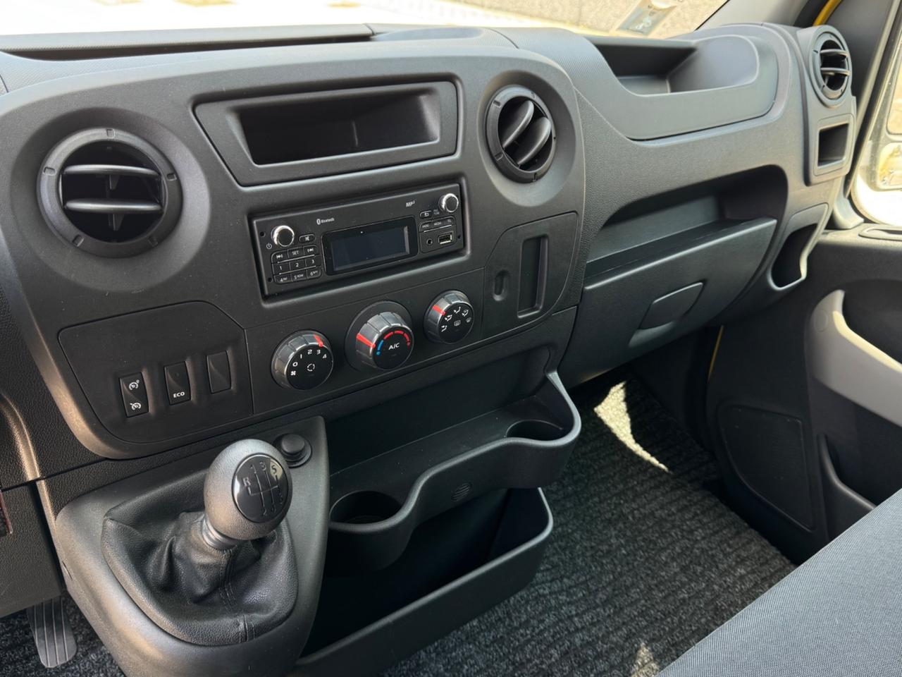 Renault Master 2.3 Dci 130cv L2H2