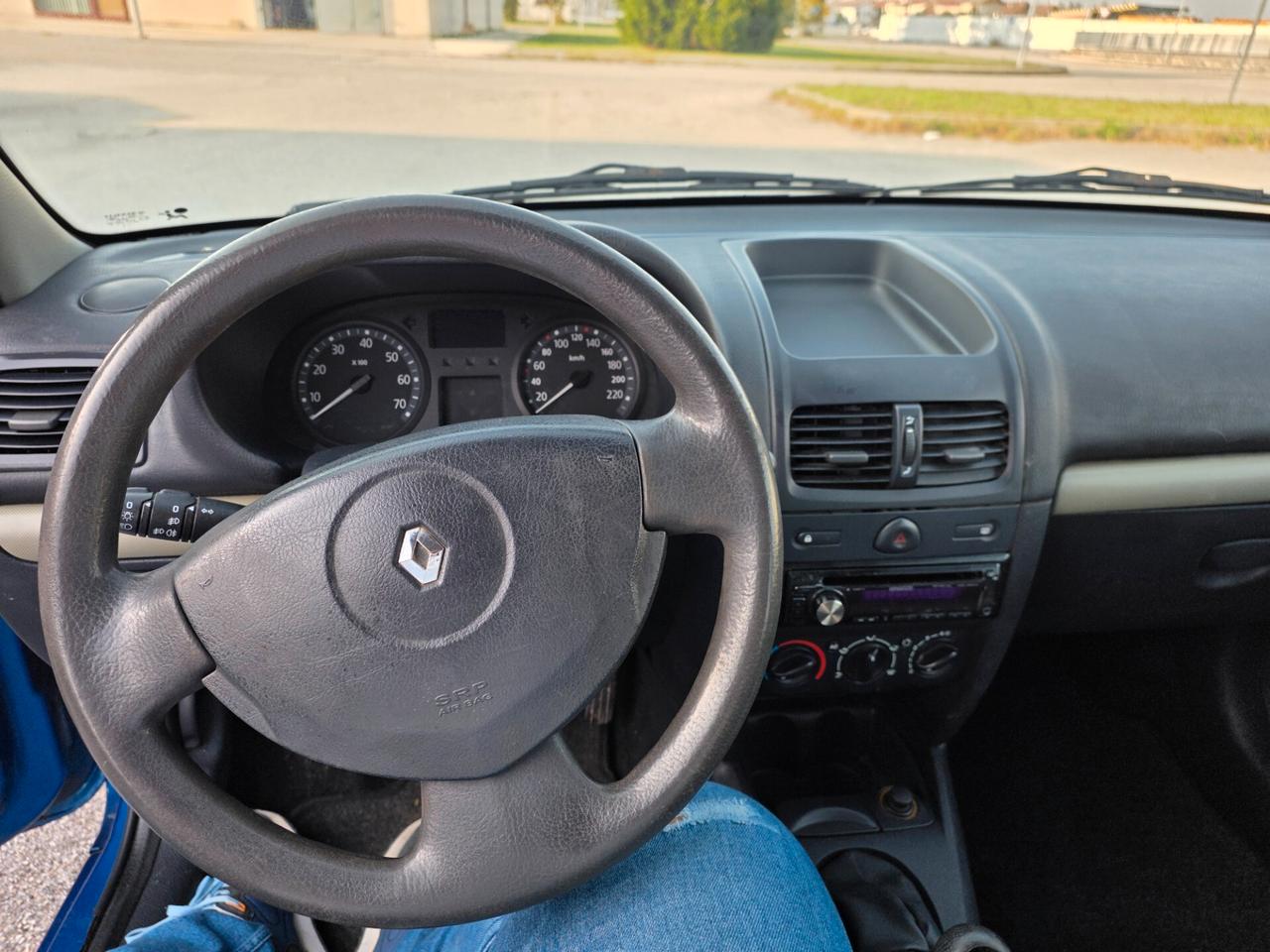 Renault Clio 1.1 benzina 2005