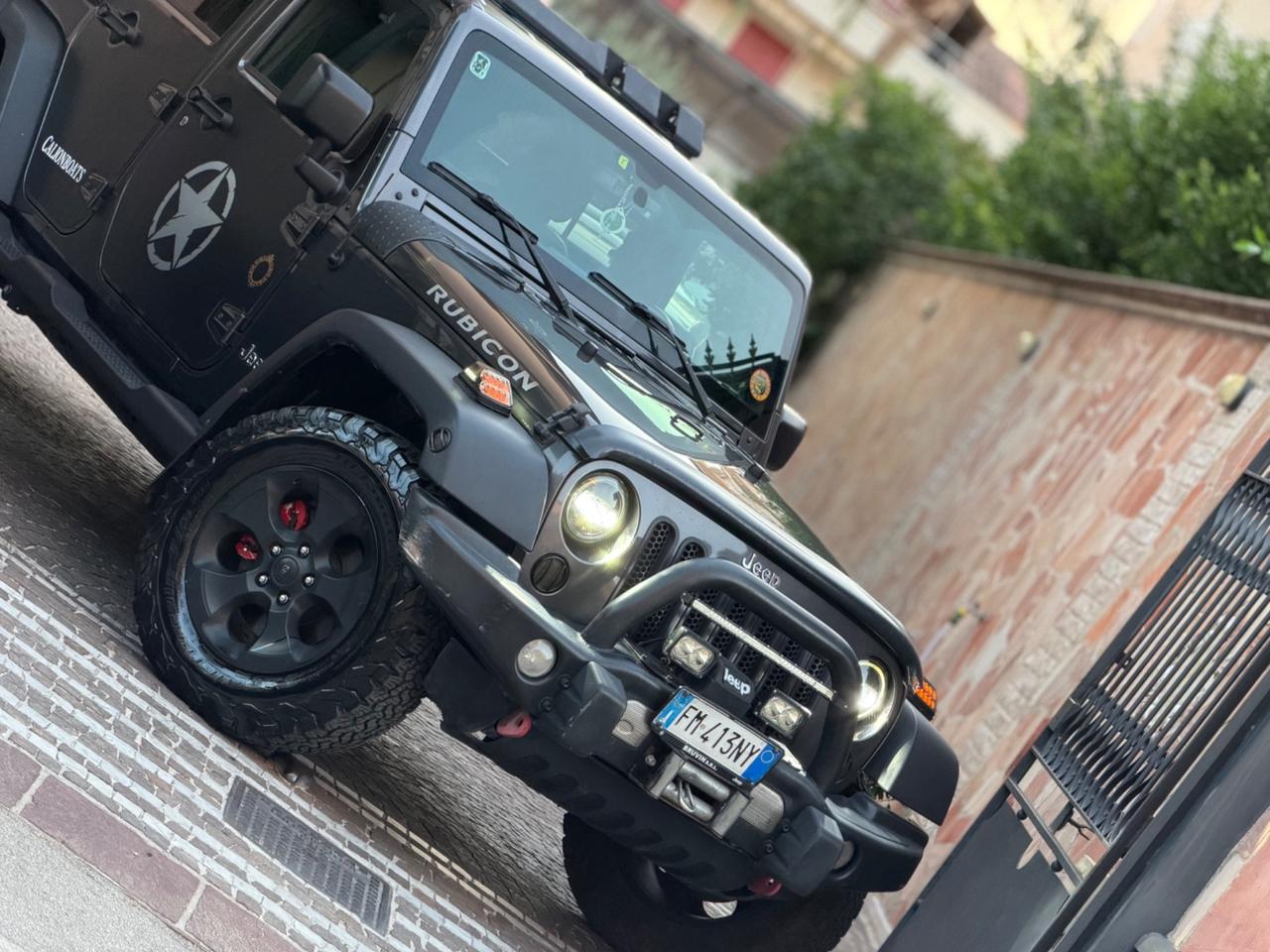 Jeep Wrangler Unlimited 2.8 CRD DPF Rubicon Auto AUTOCARRO N1