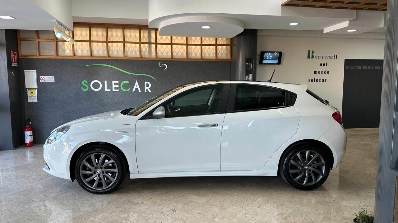 Alfa Romeo Giulietta 2.0 JTDm-2 140 CV Veloce
