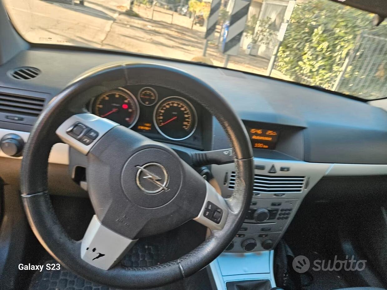 Opel Astra 1.7 CDTI 110CV Station Wagon Cosmo