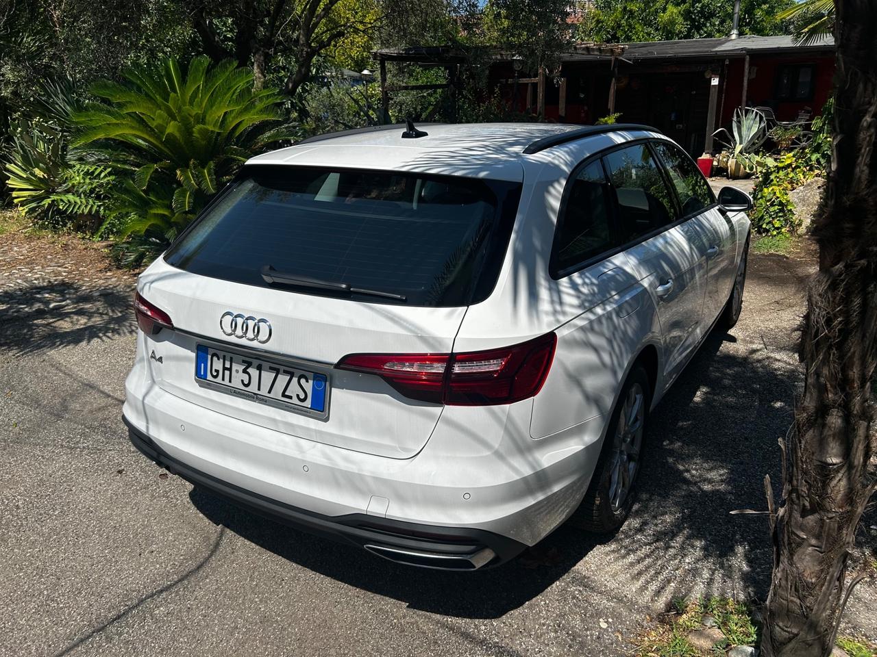Audi A4 Avant 35 TDI/163 CV S tronic Business Advanced