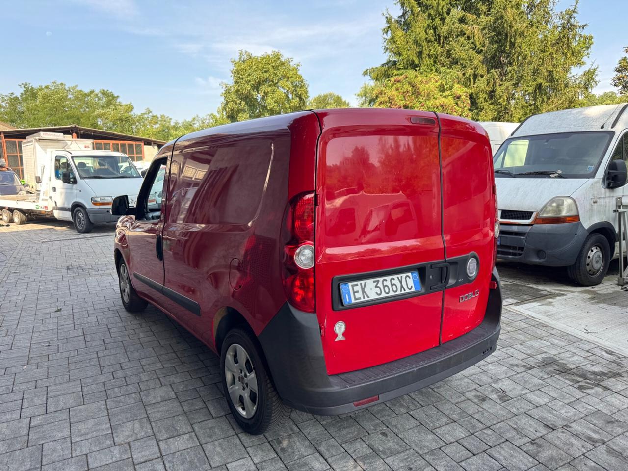 DUE FIAT DOBLO PER COMMERCIANTI
