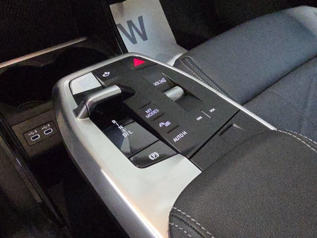 BMW Serie 2 Active Tourer 223 i Mild Hybrid 48V Luxury xDrive DCT
