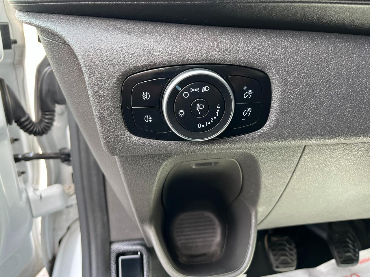 Ford Transit Custom 320 2.0 EcoBlue 130 PC Furgone Trend