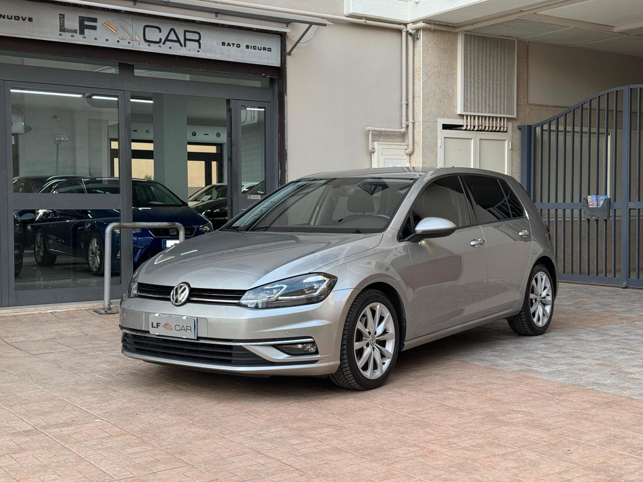 Volkswagen Golf 7.5 1.6 TDI 115 cv DSG Business BlueMotion Technology