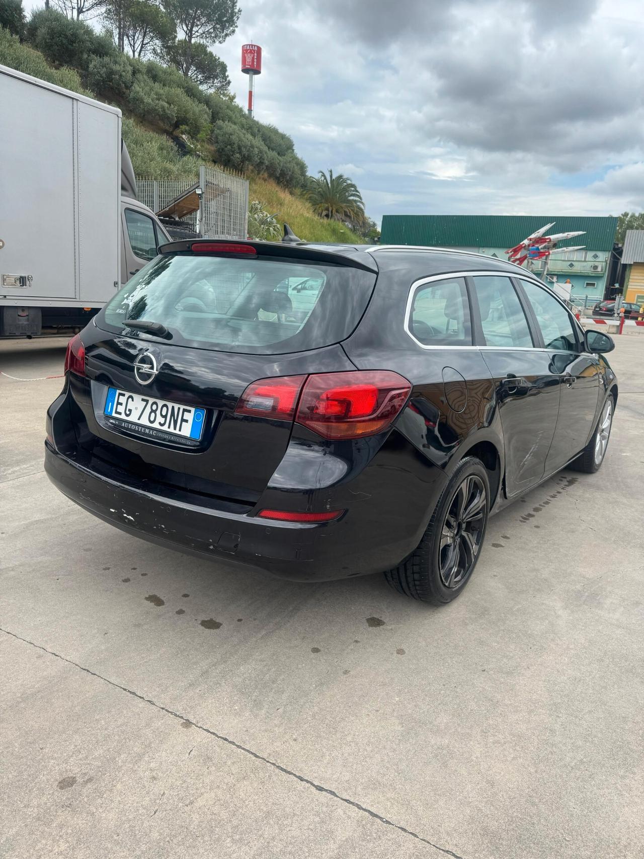Opel Astra 1.7 CDTI euro 5. Sw 2012