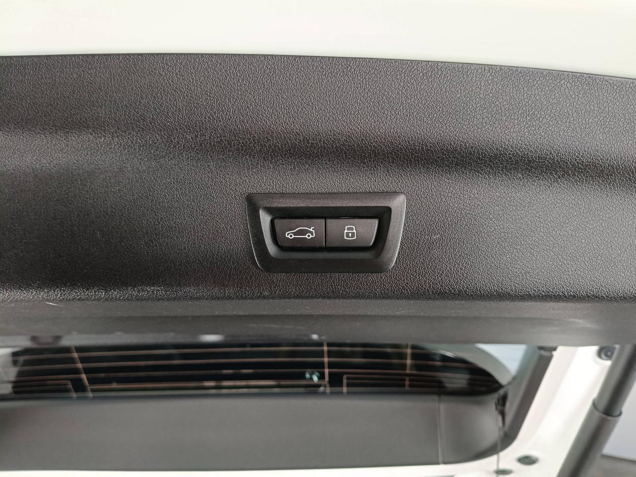 BMW X1 U11 18D XLINE