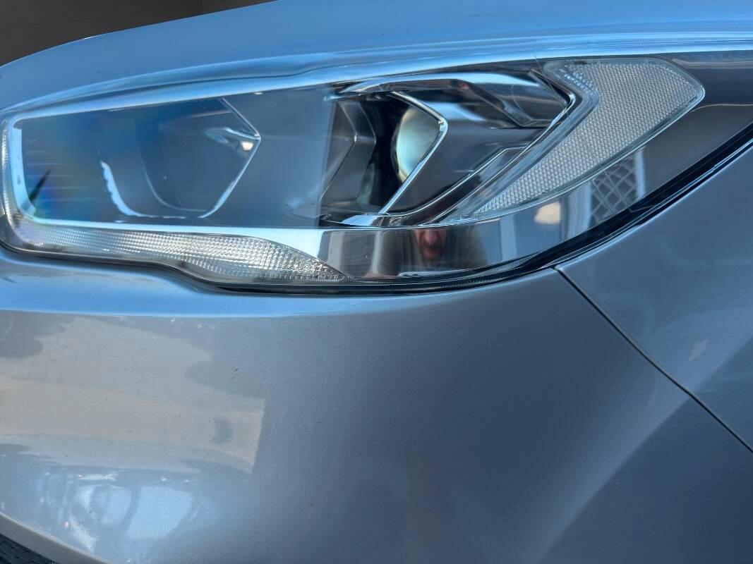 Ford Kuga 1.5 tdci Titanium s&s 2wd 120cv powershift