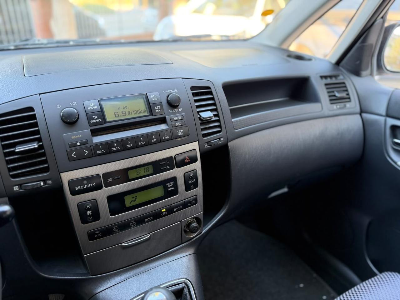 Toyota Corolla Verso 1.8 16V
