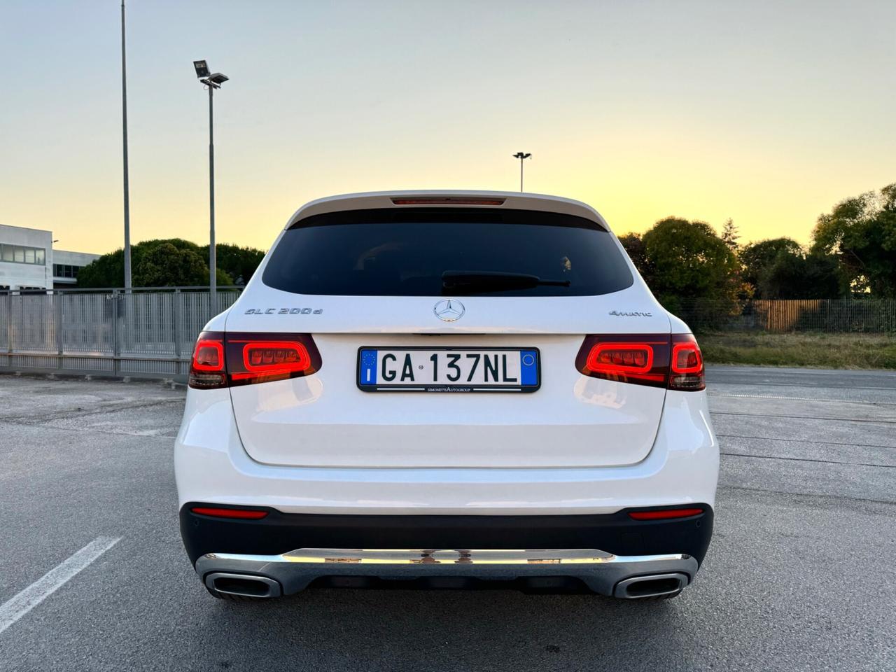 MERCEDES GLC 200D Sport 4Matic - Led Navi