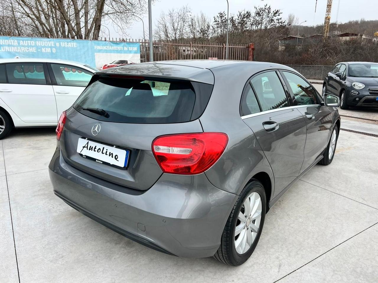 Mercedes-benz A 180 D 110CV SEDILI R-NAVIG-