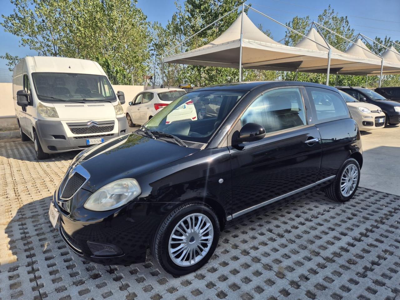 Lancia Ypsilon 1.2 Elle